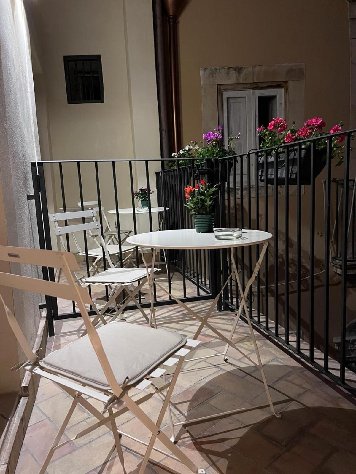 Ortigia Bed And Breakfast Syrakus Exterior foto